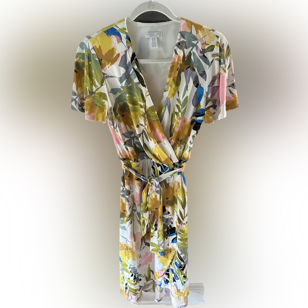 London Times Multicolored Floral Faux Wrap cocktail dress size 6P